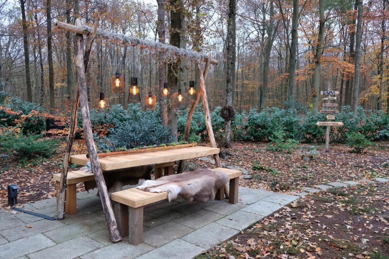 Lodge In Een Bosrijke Omgeving Met Hottub & Sauna Opt Rheezerveen المظهر الخارجي الصورة
